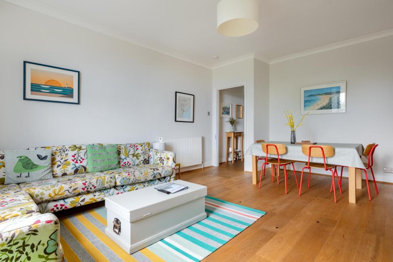 Manacles - Spacious Flat Near Beach With Sea Views & Parking Falmouth Exterior photo